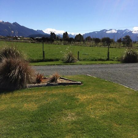 Acheron Cottages Manapouri Eksteriør billede