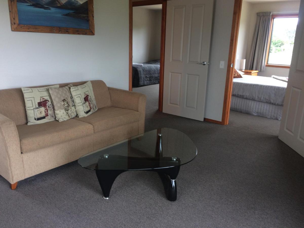 Acheron Cottages Manapouri Eksteriør billede