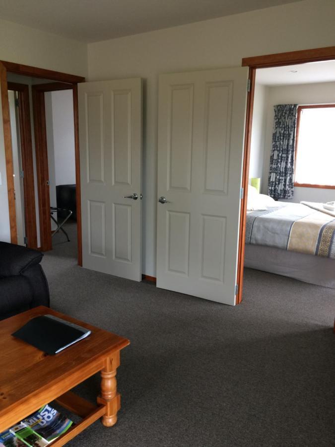 Acheron Cottages Manapouri Eksteriør billede