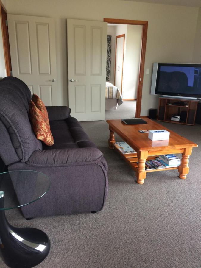 Acheron Cottages Manapouri Eksteriør billede
