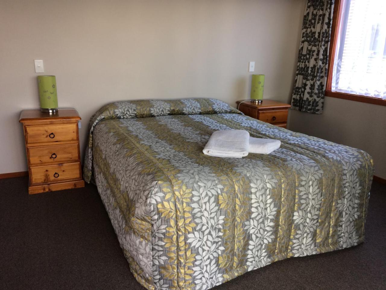 Acheron Cottages Manapouri Eksteriør billede