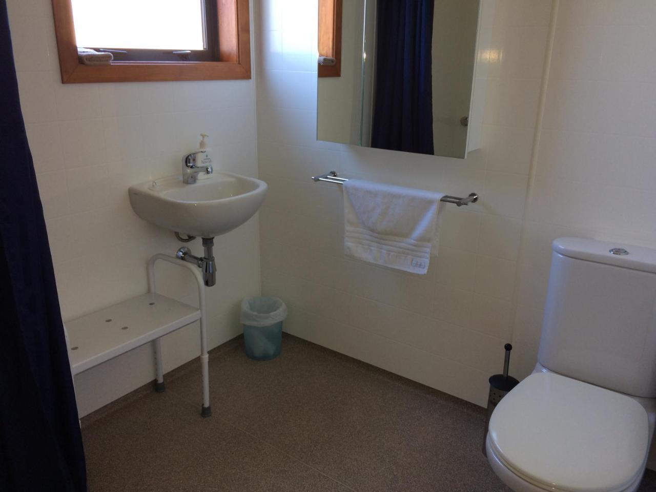Acheron Cottages Manapouri Eksteriør billede